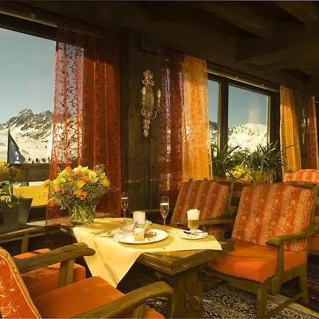 Hotel Vaya